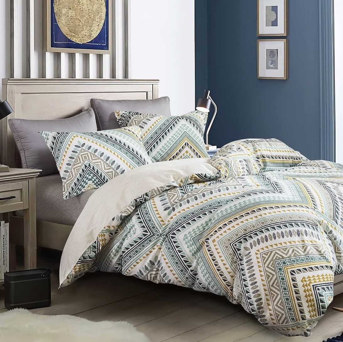 Sleepbella Comforter Twin Size, 600 Thread Count Cotton Yellow & Dark Blue Bohemian Pattern Printed On White Reversible Comforte